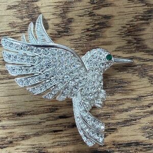 Hummingbird brooch